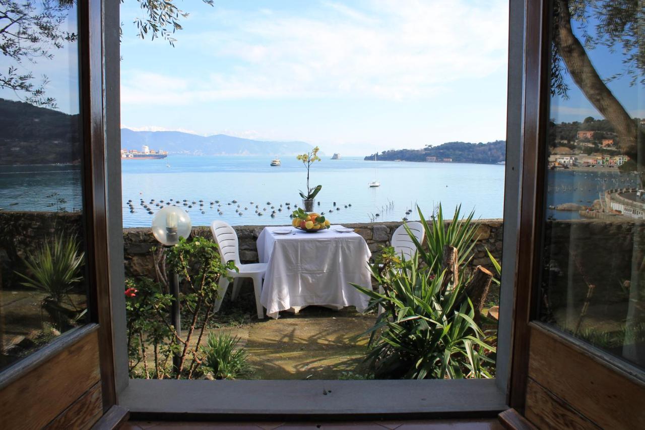 B&B La Palafitta Porto Venere Buitenkant foto