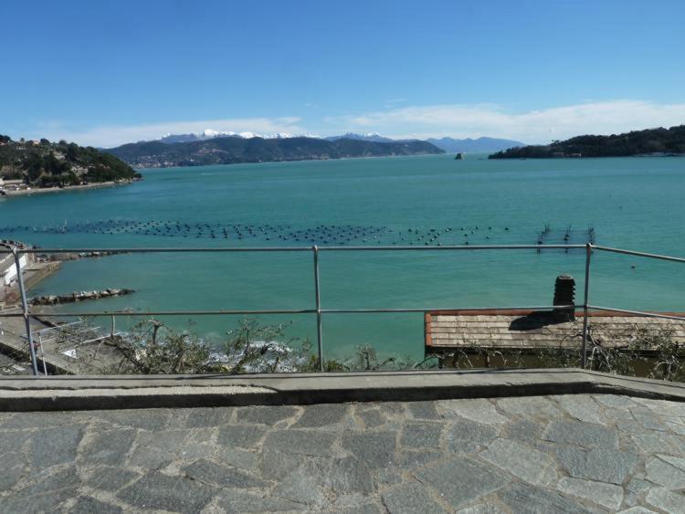 B&B La Palafitta Porto Venere Buitenkant foto