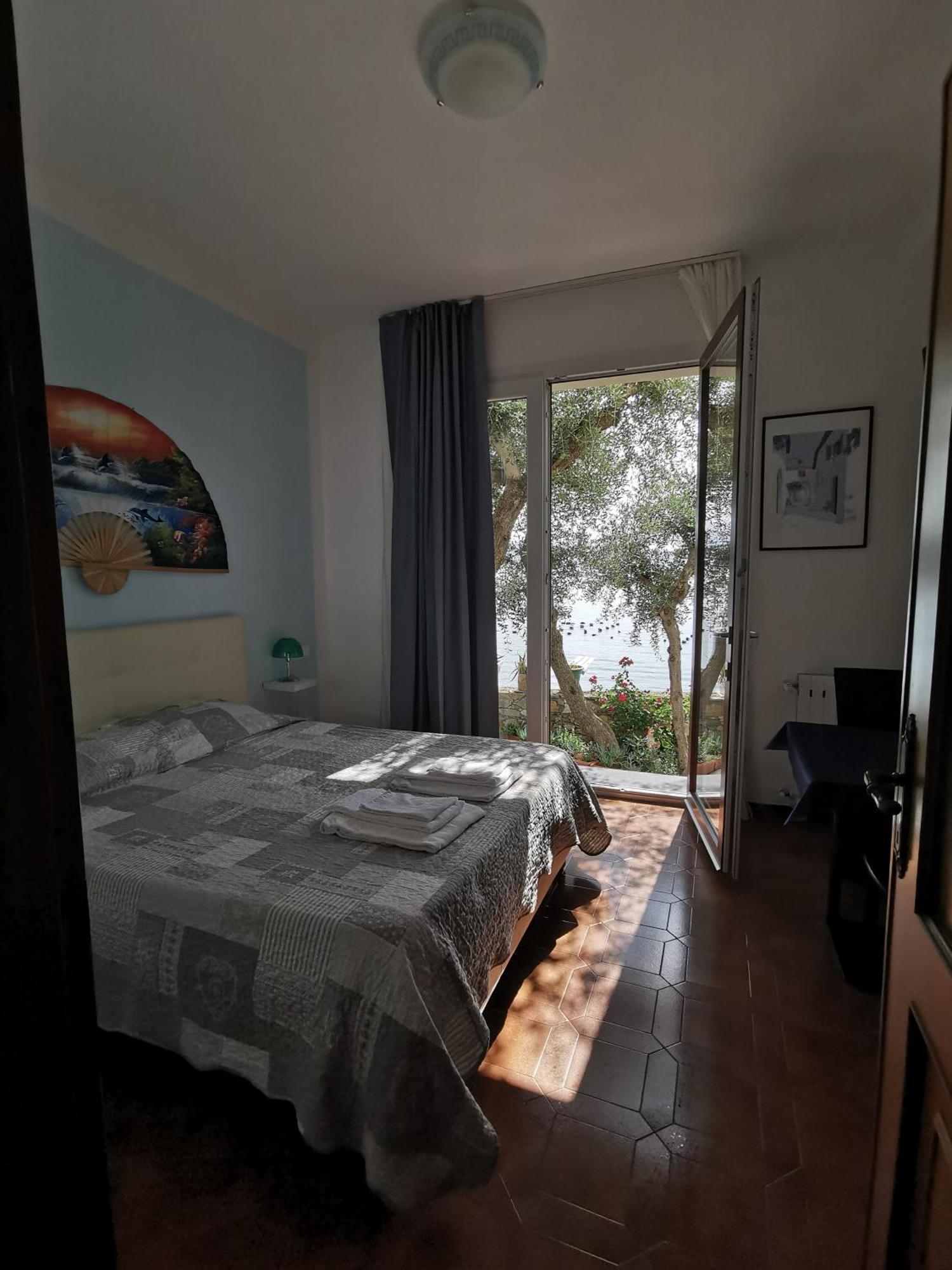B&B La Palafitta Porto Venere Buitenkant foto